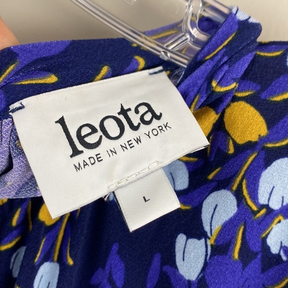 Leota Mindy Shirred Midi Dress In Woodberry Size Large - Picture 11 of 15